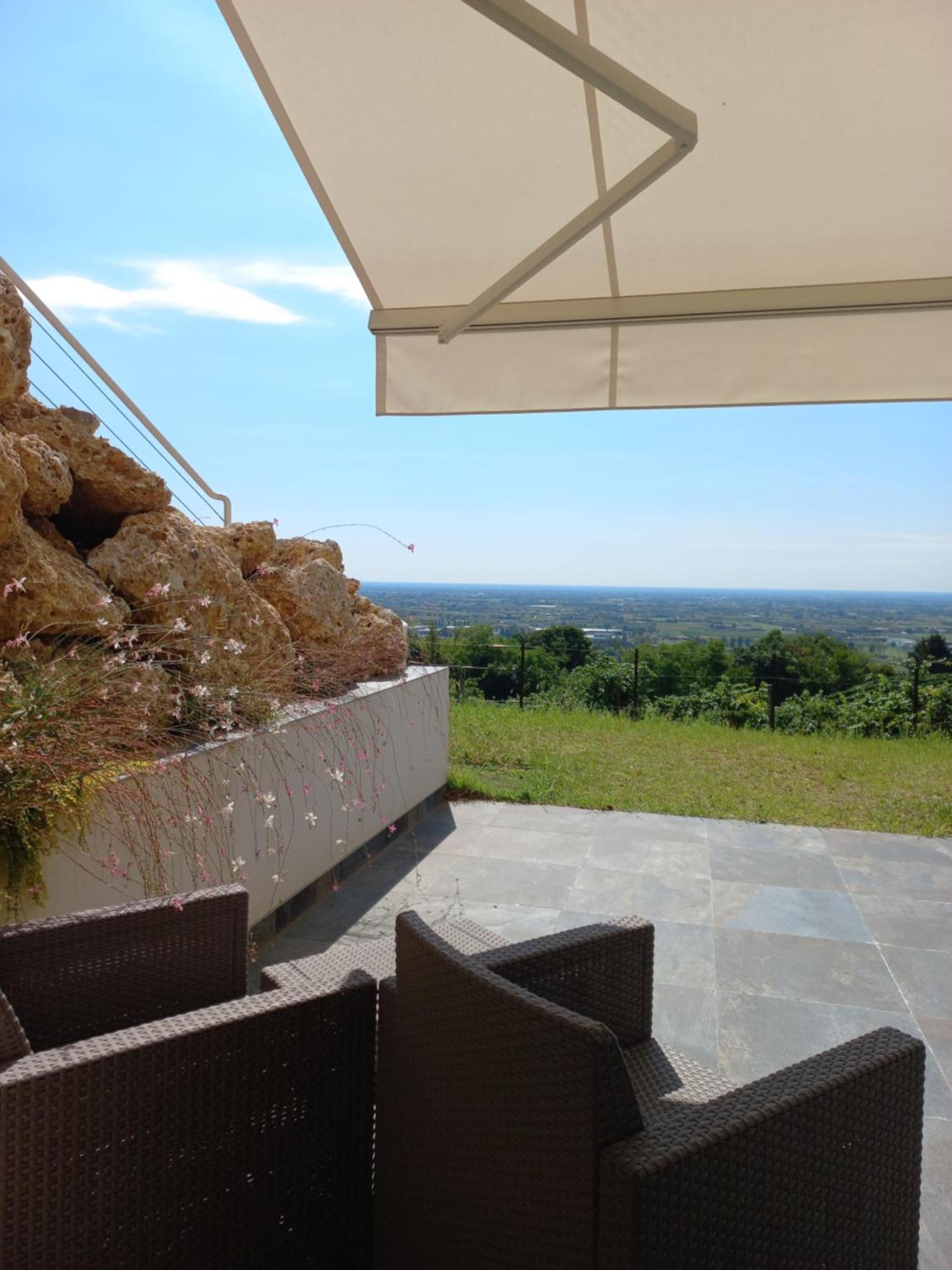 Terrazza San Vettore Con Colazione, Relax In Collina Con Vista Sui Vigneti Docg Asolo * Maser