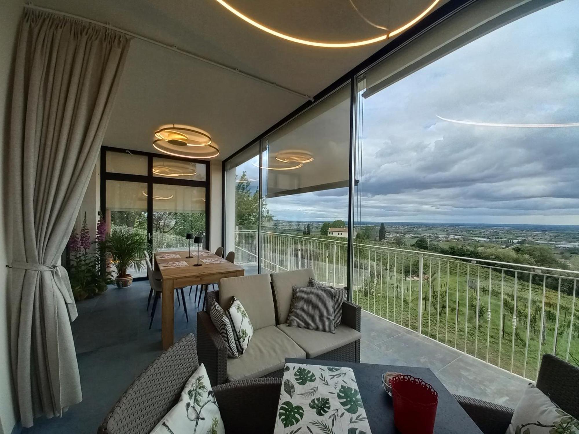 Terrazza San Vettore Con Colazione, Relax In Collina Con Vista Sui Vigneti Docg Asolo Maser